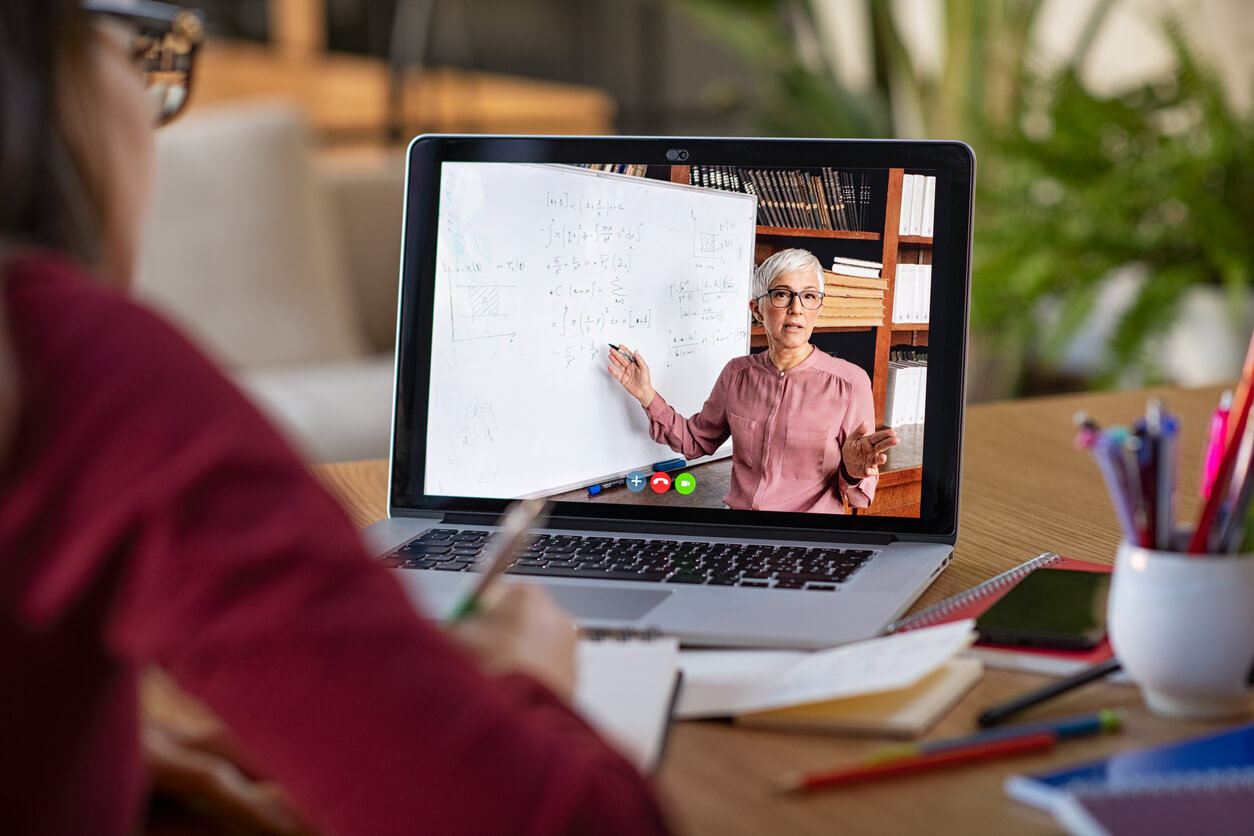 Cómo la pandemia cambió la educación superior